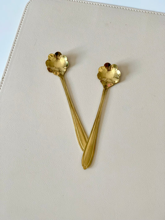 One Gold Floral Spoon Style 2