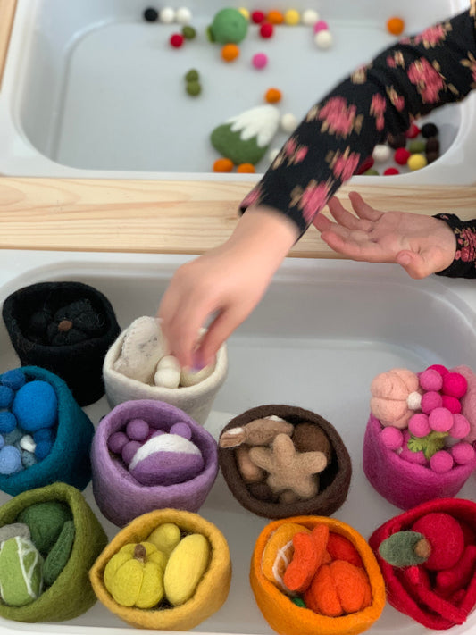 Colourful Felt Bowls — 10 Colours