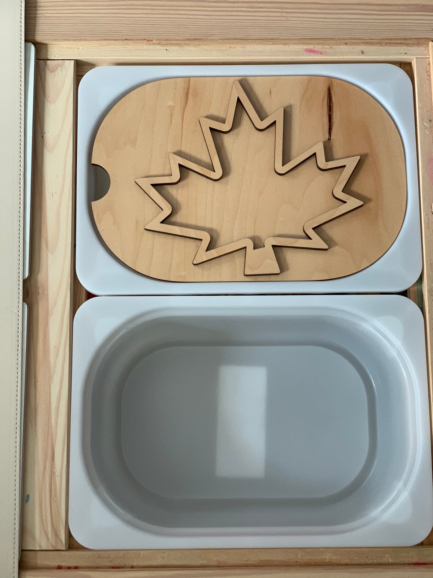 Small Maple Leaf Fillable Flisat Table Top Insert