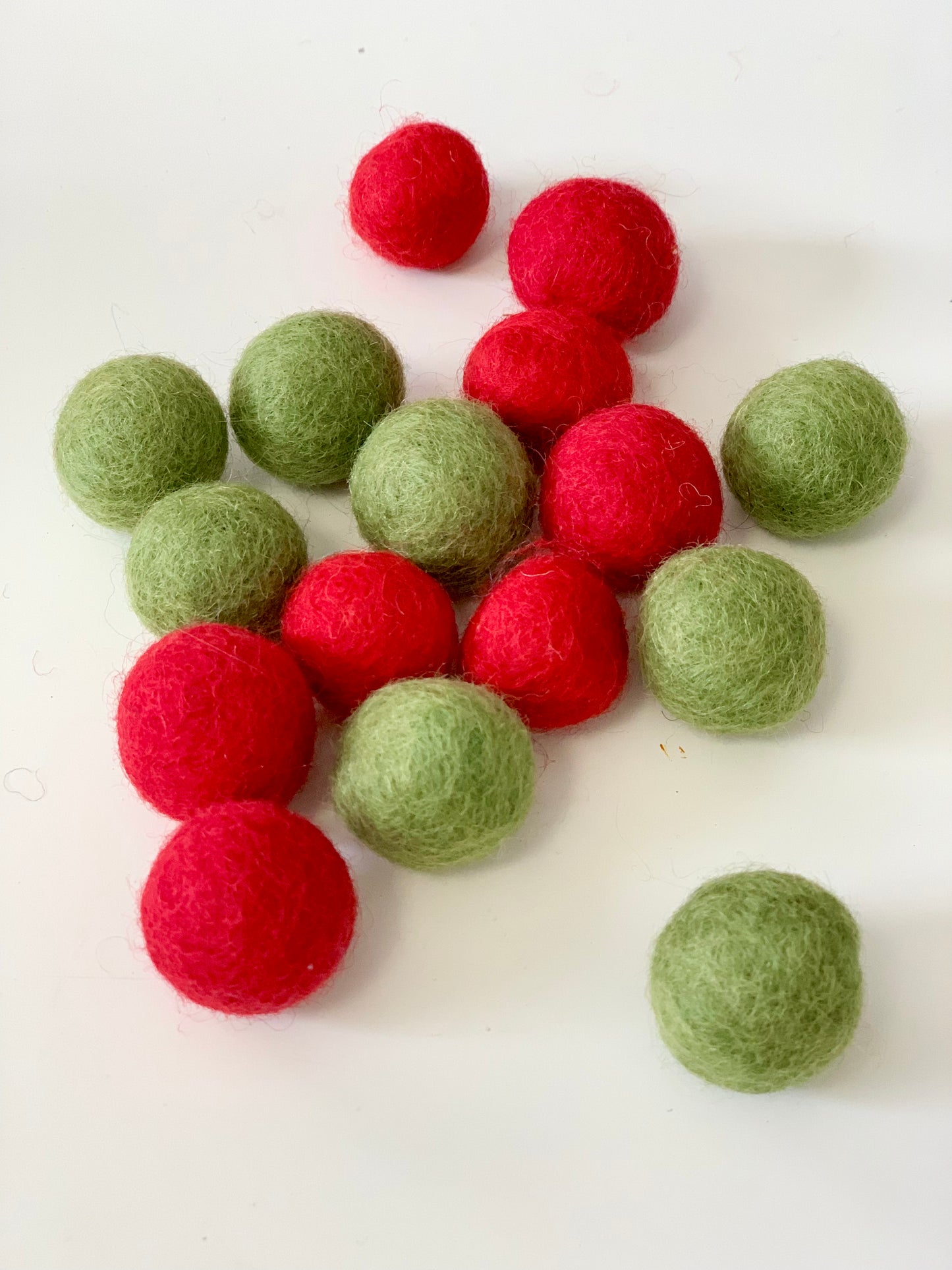 Felt Balls - Red & Green