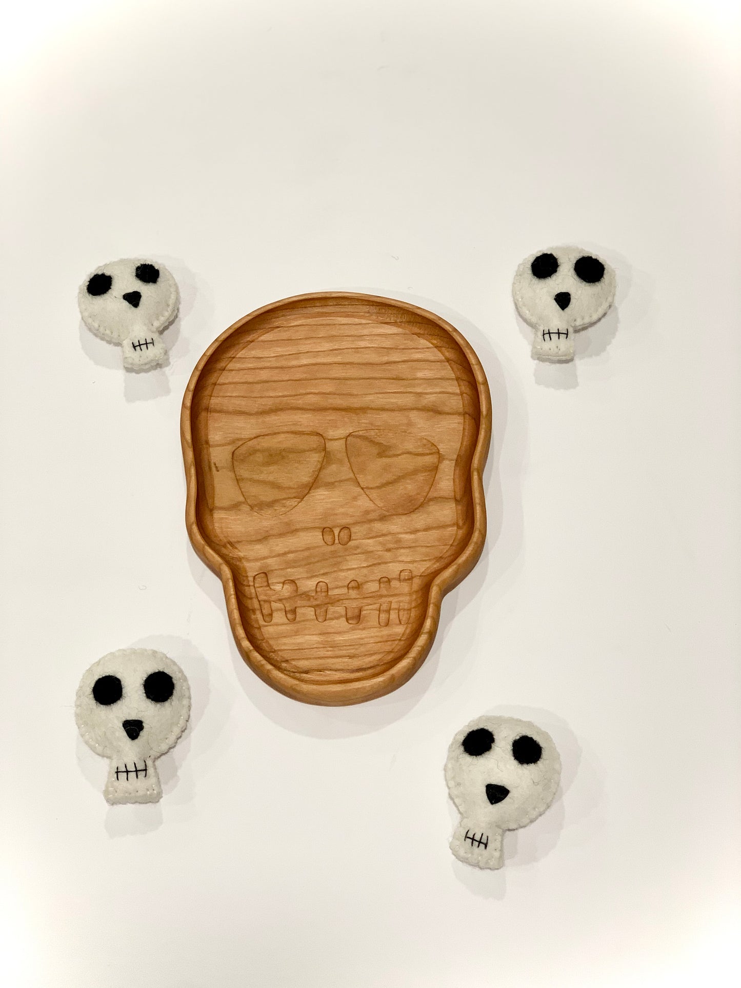 Skull Plate / Sensory Tray